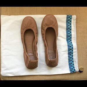 Like New Tory Burch Eddie Tan Flats with dust bag!